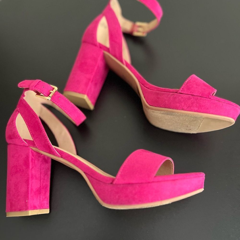 CL by Laundry Fuchsia Footwear - Picture 2 of 7